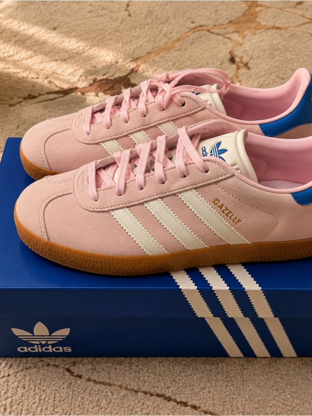 adidas Originals Gazelle J Pink/Blue Suede Low Top Sneakers Kids US 6.5 JQ5995 - Picture 5 of 6